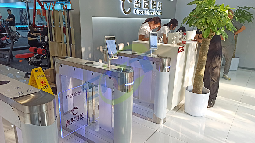 密友健身-快速摆闸